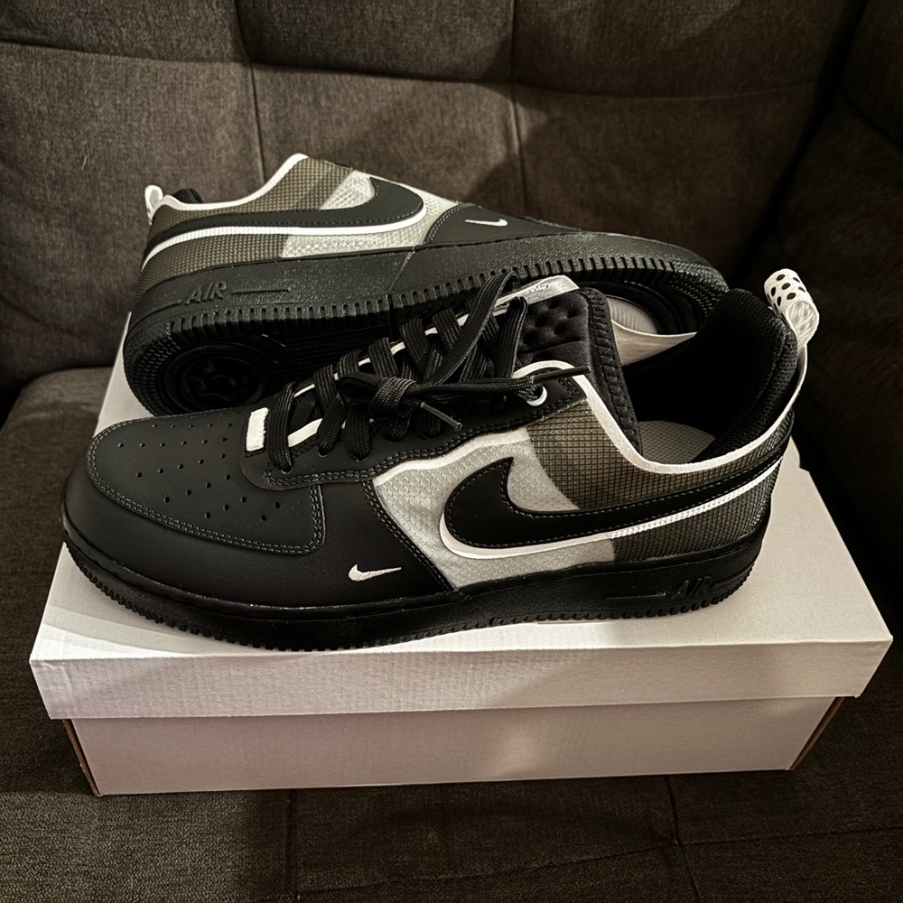 NWB Nike Air Force 1 Low React Black White - DM0573-002